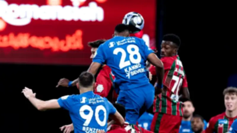 الهلال يتعثر مجددًا ويتعادل مع التعاون في الدوري السعودي