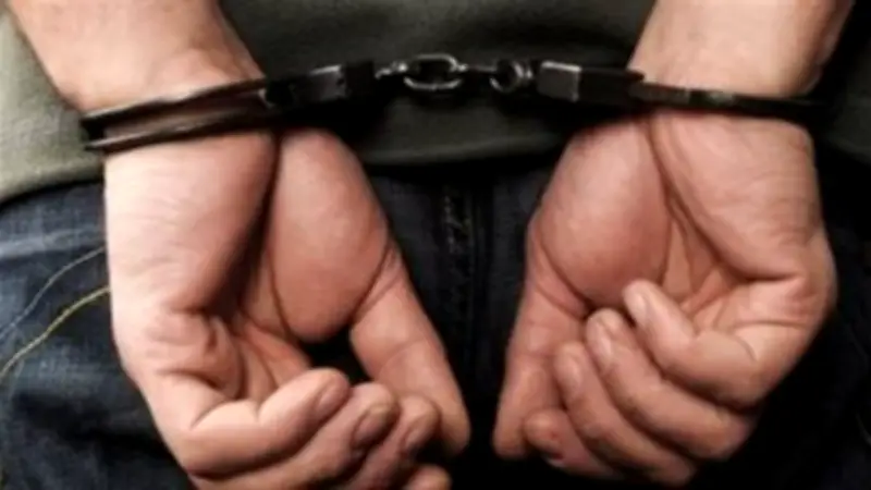 ضبط شخص حاول الهروب من الشرطة بعد اعتدائه على مواطن في دمياط