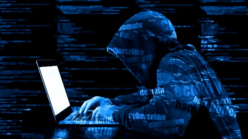 القبض على هاكر مصري متورط في سرقة حسابات مواقع التواصل والنصب الإلكتروني