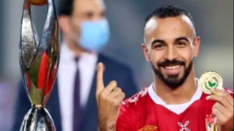 قفشة: تريزيجيه نجم الأهلي الحالي.. وعودتي للملاعب مسألة وقت واجتهاد