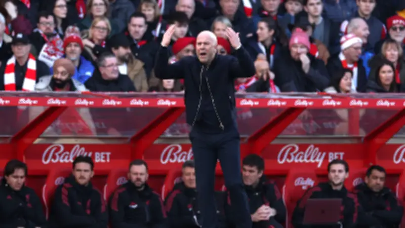 أزمة مالية تدفع أستون فيلا لبيع نجومه وليفربول يراقب مورجان روجرز