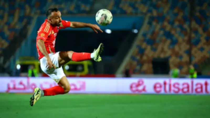 أفشة يكشف أسرار الأهلي: غرفة الملابس بلا مشاكل وزيزو سبب الاختلاف الطبيعي