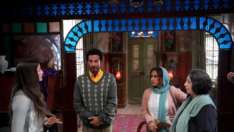 لقاء فوق السطح يمنح عمرو سعد فرصة جديدة في مسلسل إفراج مع تارا عماد