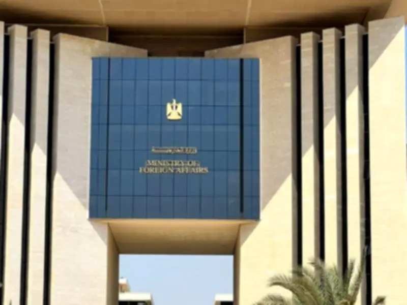 مصر تحذر من الفوضى الشاملة وتدين استهداف إيران لدول عربية