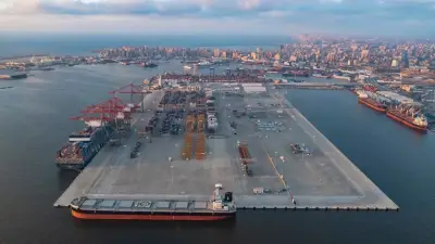 تشغيل تجريبي لمحطة تحيا مصر 1 بميناء دمياط بطاقة 3.5 مليون حاوية سنوياً