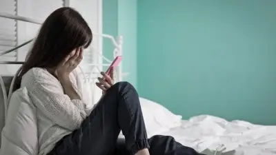 حبس عاطل 4 أيام لابتزازه صديقته بصور خاصة وطلب 30 ألف جنيه في الجيزة