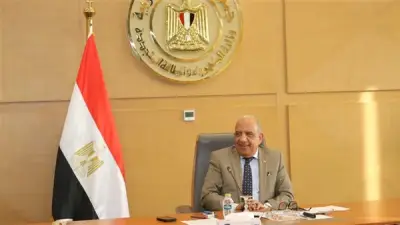 وزير الكهرباء يتوقع زيادة 7% في الأحمال الصيفية ويعلن إضافة 3000 ميجاوات شمسية