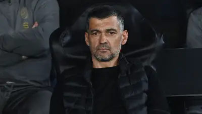 عملاق أوروبي يجدد اهتمامه بمدرب اتحاد جدة سيرجيو كونسيساو بعد فوز كاسح