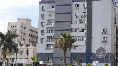 مأساة في مستشفى دمنهور التعليمي: العثور على جثمان ممرض داخل دورة مياه العناية المركزة