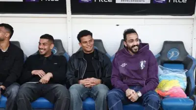 كهربا يؤازر إنبي من المدرجات في مباراة بيراميدز بالدوري المصري