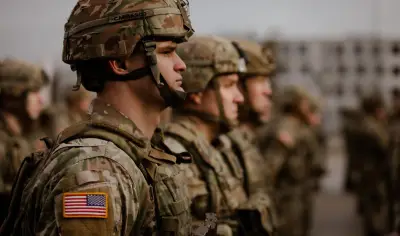 الولايات المتحدة ترسل قوات عسكرية إلى دولة إفريقية لتعزيز الأمن والاستقرار