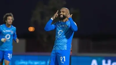 مواجهة نارية بين نيوم والقادسية في الدوري السعودي بمشاركة حجازي