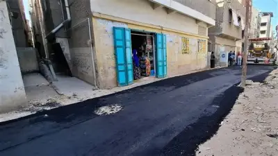 محافظ دمياط يتفقد أعمال رصف وتطوير شوارع عزبة البرج لتحسين البنية التحتية