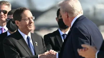 ترامب يشن هجوماً حاداً على الرئيس الإسرائيلي بسبب رفض العفو عن نتنياهو