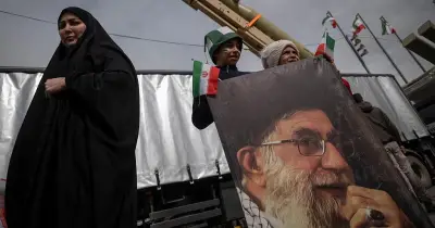 الموت لخامنئي: رسائل إيرانية تدعو على المرشد بالخطأ في فيديو