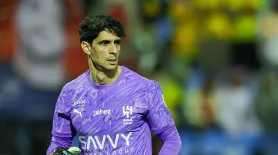 الهلال يواجه الاتفاق في قمة دوري روشن السعودي بمعنويات مرتفعة بعد فوز سداسي