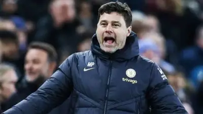 توتنهام يبحث عن مدرب مؤقت ويفاوض بوتشيتينو للعودة بعد رحيل توماس فرانك