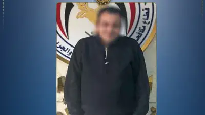 القبض على نصاب ادعى العمل بشركة كهرباء واستولى على أموال المواطنين في القاهرة