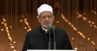 شيخ الأزهر يهنئ الرئيس السيسي والشعب المصري بحلول شهر رمضان المبارك