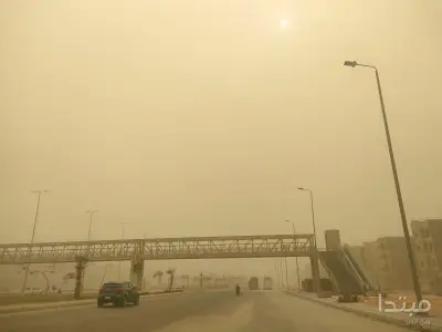 الأرصاد تعلن طقس غد السبت: أتربة عالقة واضطراب الملاحة