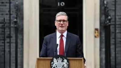 رئيس الوزراء البريطاني كير ستارمر ينفي بشدة تقارير إقالته المرتقبة في مؤتمر ميونيخ