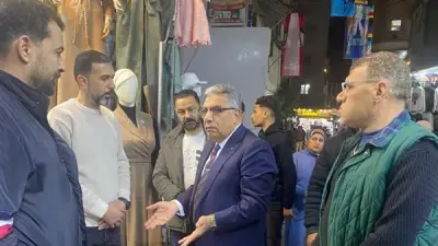 محافظ الدقهلية يتفقد سوق الخواجات بالمنصورة ويشدد على إجراءات السلامة