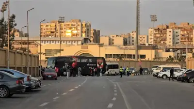 حافلة الأهلي تصل إلى ستاد القاهرة استعدادًا لمواجهة الجيش الملكي المغربي في دوري الأبطال
