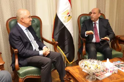 وزير العمل: مشاريع الحرف اليدوية توفر فرص عمل لائقة للنساء في مصر