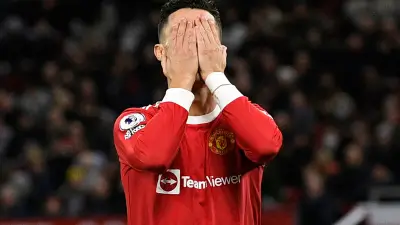 أسطورة جنوب أفريقيا بيني مكارثي يكشف: لم أرتعب من رونالدو في مانشستر يونايتد