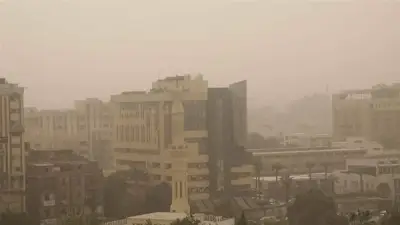 الأرصاد الجوية تحذر من أجواء مغبرة وأمطار عشوائية على مناطق واسعة من مصر