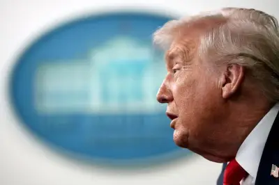 دونالد ترامب يحذر نانسي بيلوسي من الإعدام: تصريحات مثيرة تثير الجدل السياسي