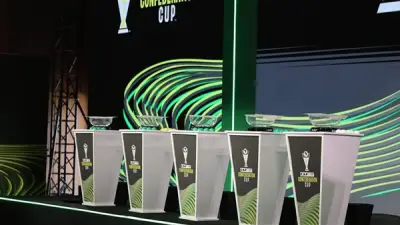 تجهيزات قاعة قرعة دوري الأبطال والكونفدرالية تكتمل قبل انطلاقها الثلاثاء