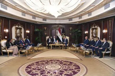 وزير الداخلية يستقبل نظيره الرواندي لبحث تعزيز التعاون الأمني المشترك