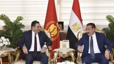 محافظ بورسعيد الجديد يصل ديوان المحافظة ويعلن: مكتبي مفتوح للجميع لخدمة المواطنين