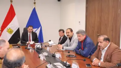 محافظ دمياط الجديد يعقد أول اجتماع مع مديري المديريات ورؤساء القطاعات بالمحافظة