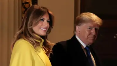 ترامب يتعثر أمام سؤال عن هدية عيد الحب لزوجته ميلانيا ويغير الموضوع