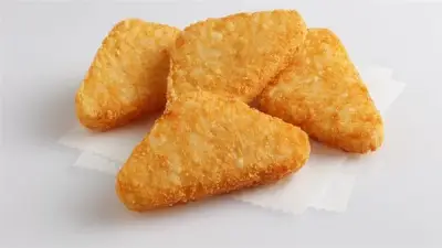 طريقة تحضير بطاطس هاش براون في المنزل بخطوات سهلة ومقرمشة