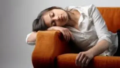 عادة صباحية تدمر هرموناتك في رمضان دون أن تشعر بها: احذر النوم بعد السحور