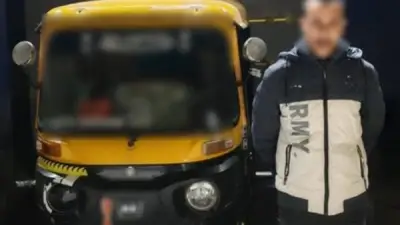 خلاف مروري بين سيارة وتوك توك بالإسكندرية يتصاعد إلى اعتداء واستيلاء على المفتاح