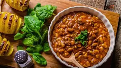 وصفات مبتكرة للفول المدمس لسحور رمضاني مميز ومغذي