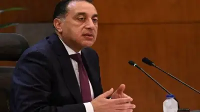 رئيس الوزراء مدبولي يعين السفير صلاح الدين عبد الصادق رئيسًا للجنة شئون اللاجئين