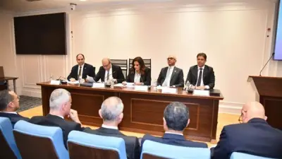 وزير الطيران يستعرض خطة تطوير القطاع أمام لجنة السياحة والطيران بمجلس النواب