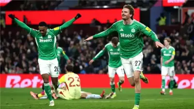 نيوكاسل يونايتد يهزم كاراباج بخماسية نظيفة في الشوط الأول بدوري أبطال أوروبا