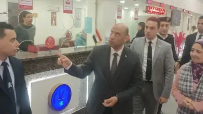 وزير العمل يوجه بإطلاق تطبيق إلكتروني لحجز مواعيد توثيق عقود العمل بالخارج الأسبوع المقبل