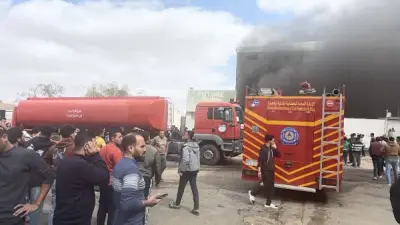 أدخنة سوداء تغطي سماء أكتوبر.. جهود مكثفة لإخماد حريق هائل بالمنطقة الصناعية