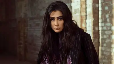 غادة عبد الرازق تكشف عن هجمات منظمة ضدها وتدافع عن منى زكي في حوار صريح