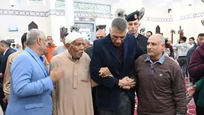 محافظ جنوب سيناء يؤكد حرصه على التواصل المباشر مع الأهالي عقب صلاة التراويح