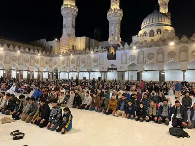 بث مباشر لصلاة العشاء والتراويح من الجامع الأزهر في الليلة الرابعة من رمضان