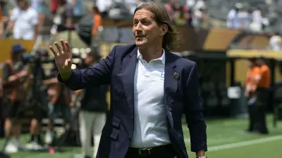 نجل ميشيل سالجادو يختار تمثيل الإمارات بدلاً من إسبانيا في كرة القدم للناشئين