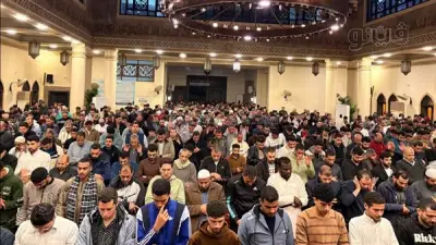 إقبال كثيف على مساجد بني سويف في صلاة التراويح بالليلة الثالثة من رمضان